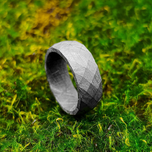 Authentic Muonionalusta Iron Meteorite Ring – Handmade Cosmic Jewelry for Men & Women | Timeless Elegance