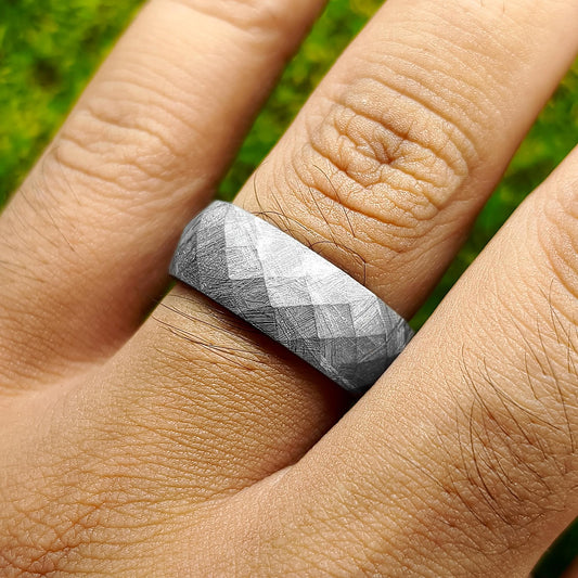 Authentic Muonionalusta Iron Meteorite Ring – Handmade Cosmic Jewelry for Men & Women | Timeless Elegance
