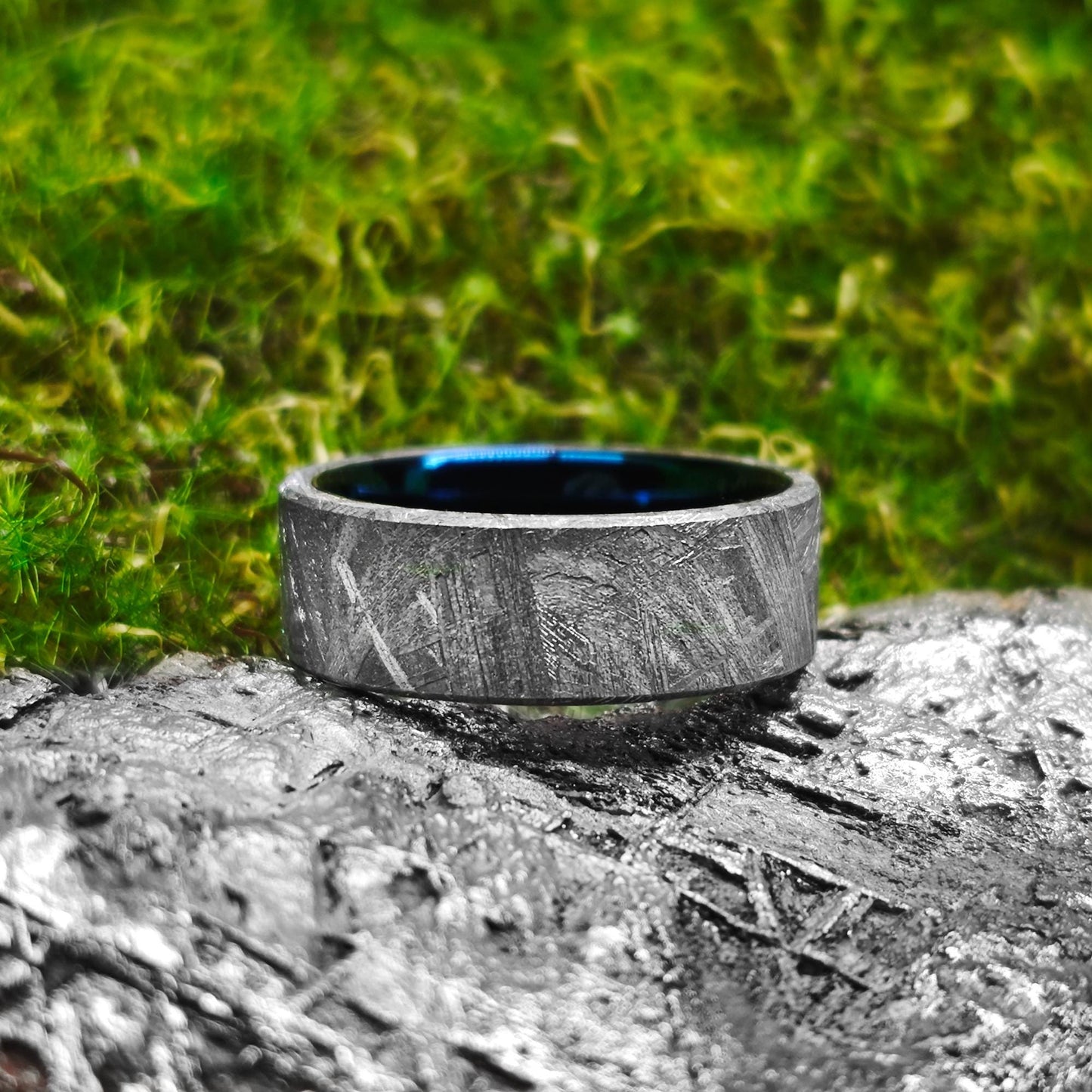Electric Blue Tungsten Muonionalusta Meteorite Ring – The Fusion of Cosmic Elegance and Ultimate Durability