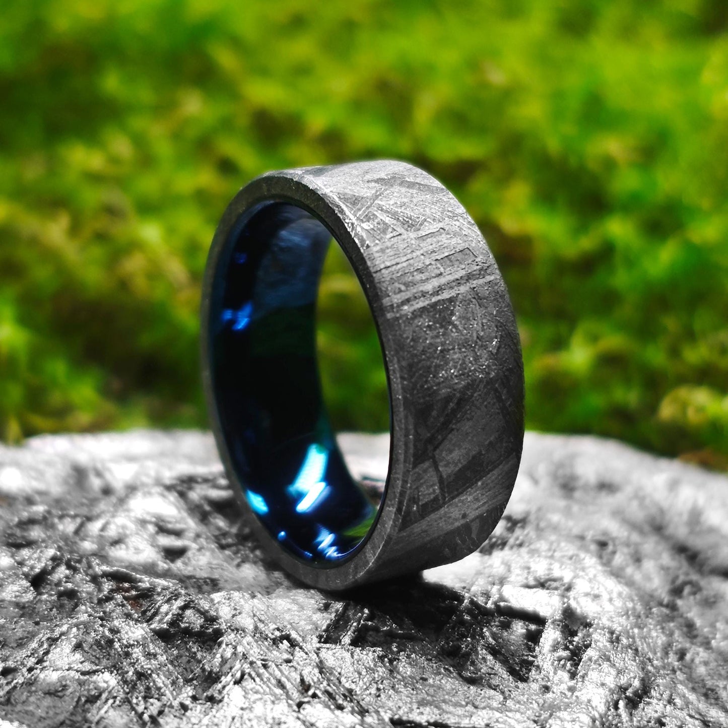 Electric Blue Tungsten Muonionalusta Meteorite Ring – The Fusion of Cosmic Elegance and Ultimate Durability
