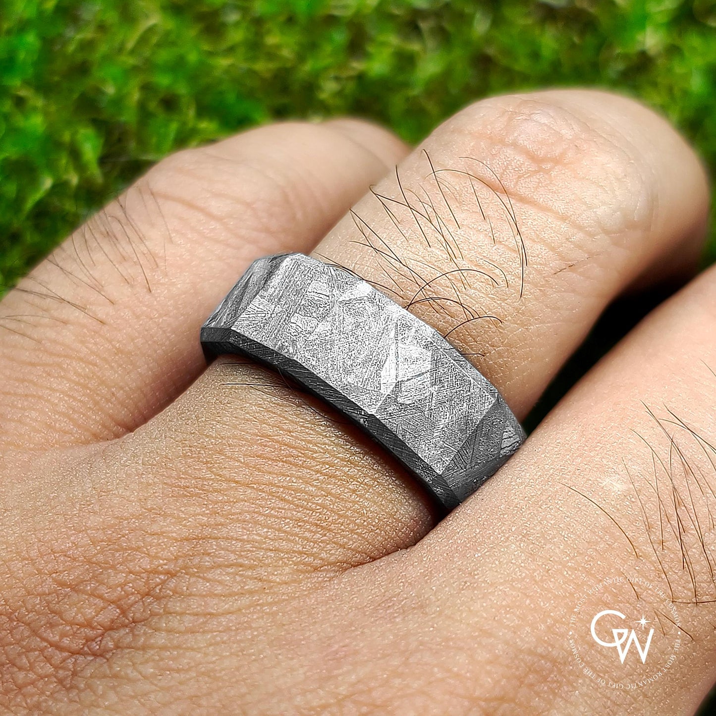 Authentic Muonionalusta Iron Meteorite Ring – Handmade Cosmic Jewelry for Men & Women | Timeless Elegance